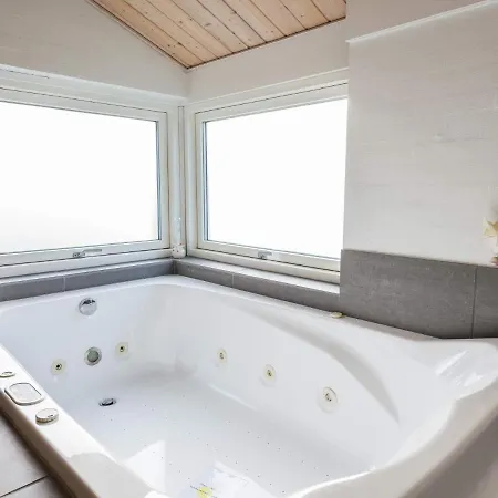 Vakantiehuis Holiday Clxxxiv